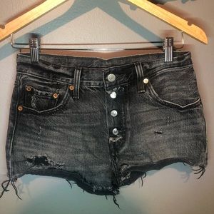 Levi high waisted shorts